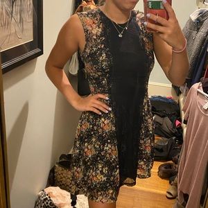 FREE WITH PURCHASE Fire Los Angeles Floral Dress